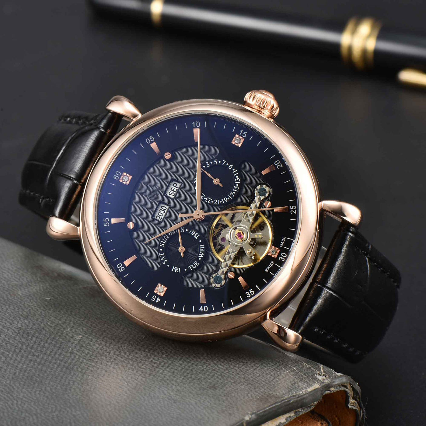 CRAVON LEATHER WATCH