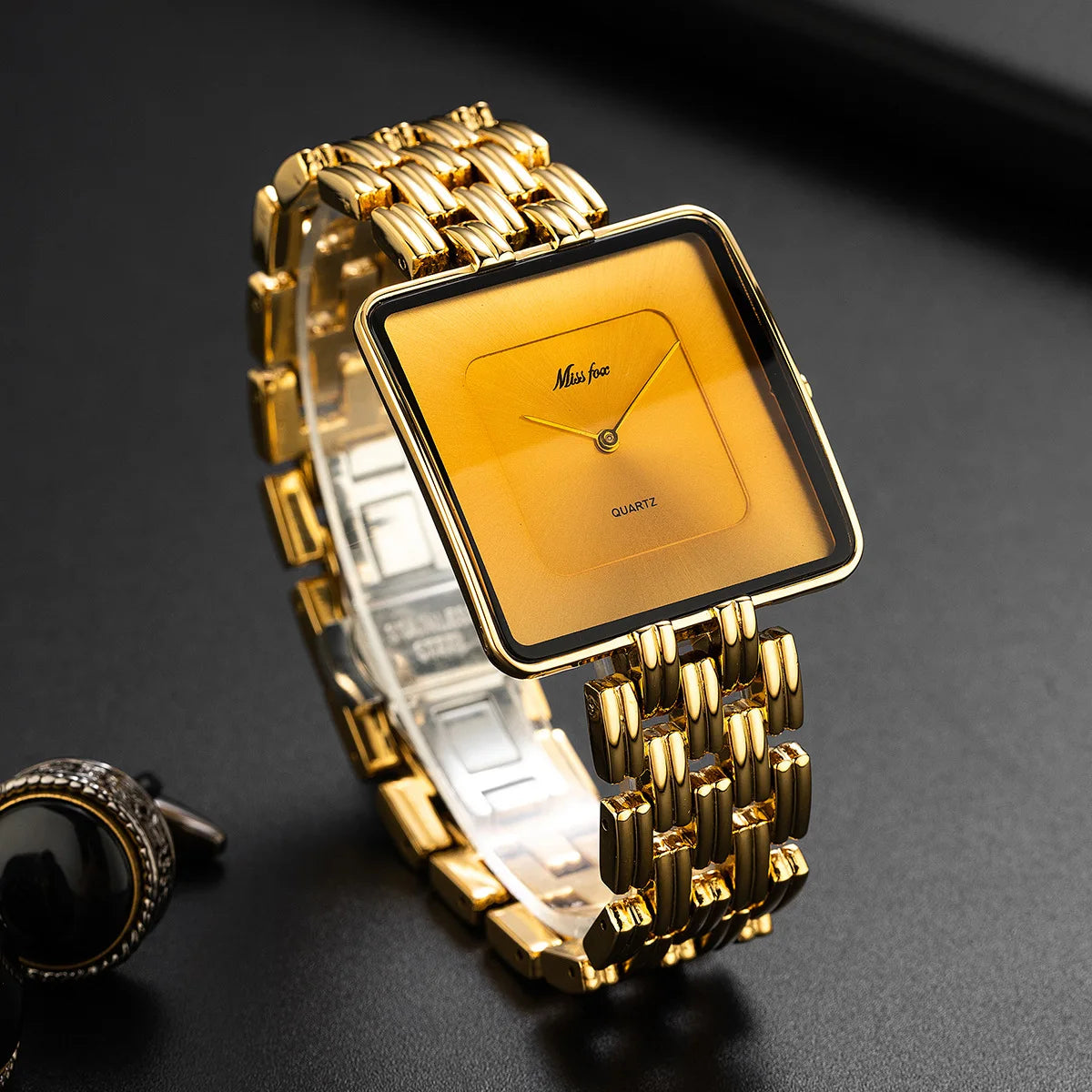 AUROLIC SQUARE WATCH