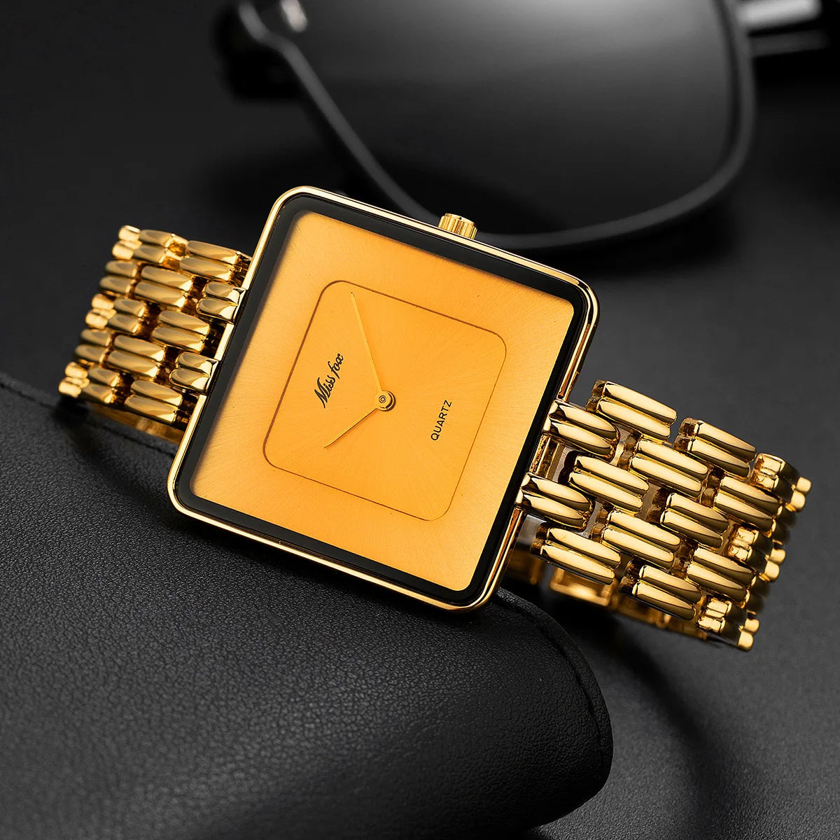 AUROLIC SQUARE WATCH