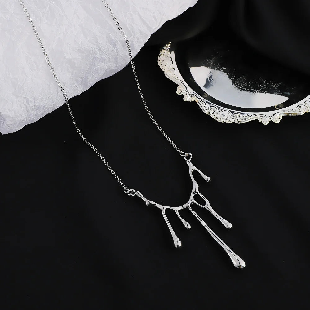 DROP PENDANT CLAVICLE